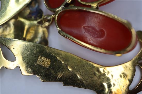 A 14k yellow metal and coral set drop pendant, 44mm.